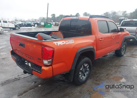 2017 Toyota Tacoma Trd Off Road из США, поврежденный, VIN 3TMCZ5AN7HM111101